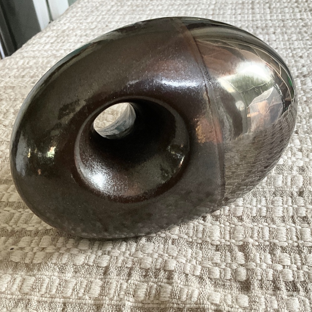 MCM Ceramic Art decoration Display round flat look through hole Iridescent Brown